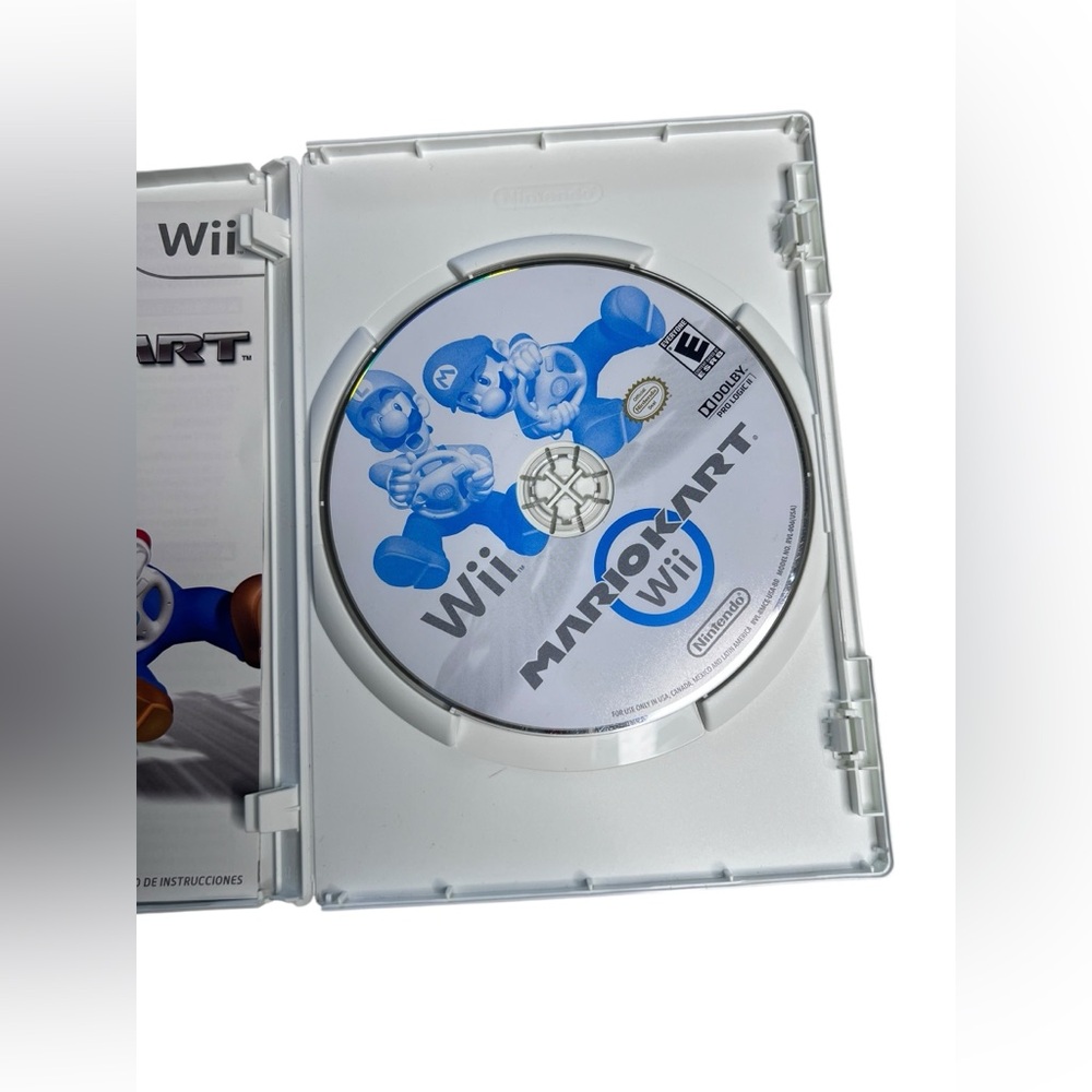 Mario Kart Nintendo Wii Video Game CIB Complete UNTESTED Car Racing Luigi - Picture 7 of 9